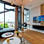 Q18 ApartHotel