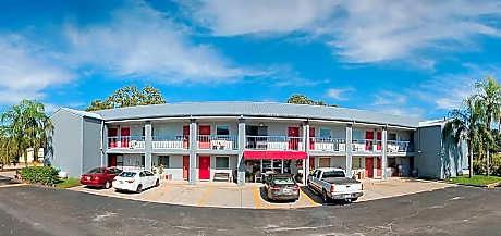 Lakeview Inn & Suites Okeechobee