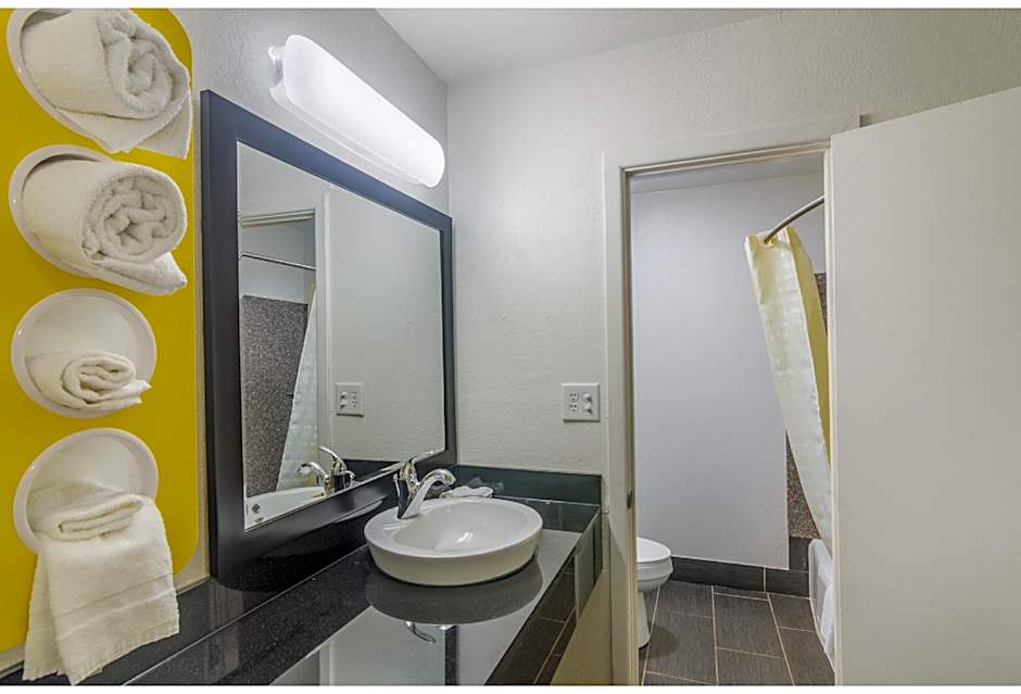 Motel 6-Childress, TX