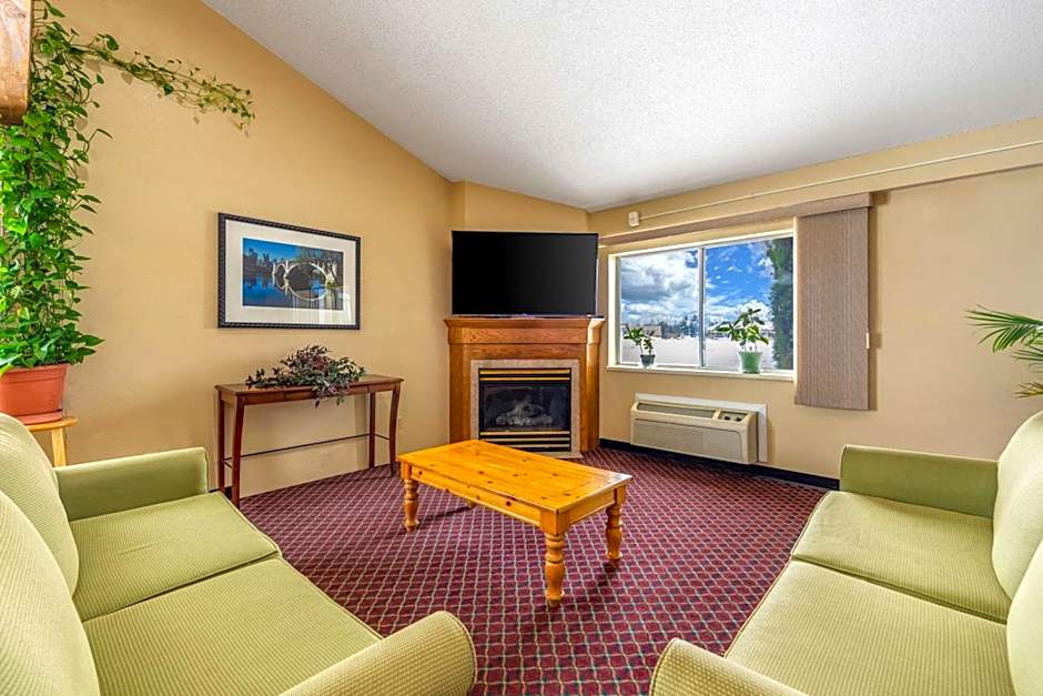 Royal Inn & Suites Milaca