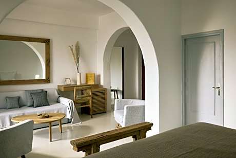 Grand Sea View Suite