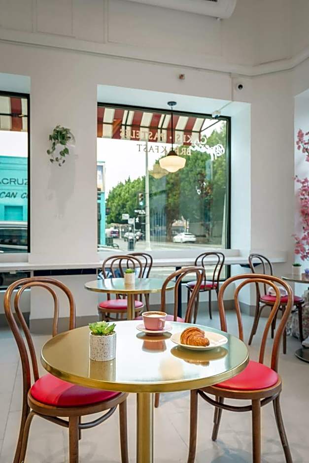 Hollywood Historic Hotel