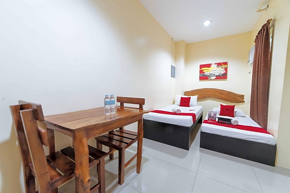 Reddoorz near New Government Center