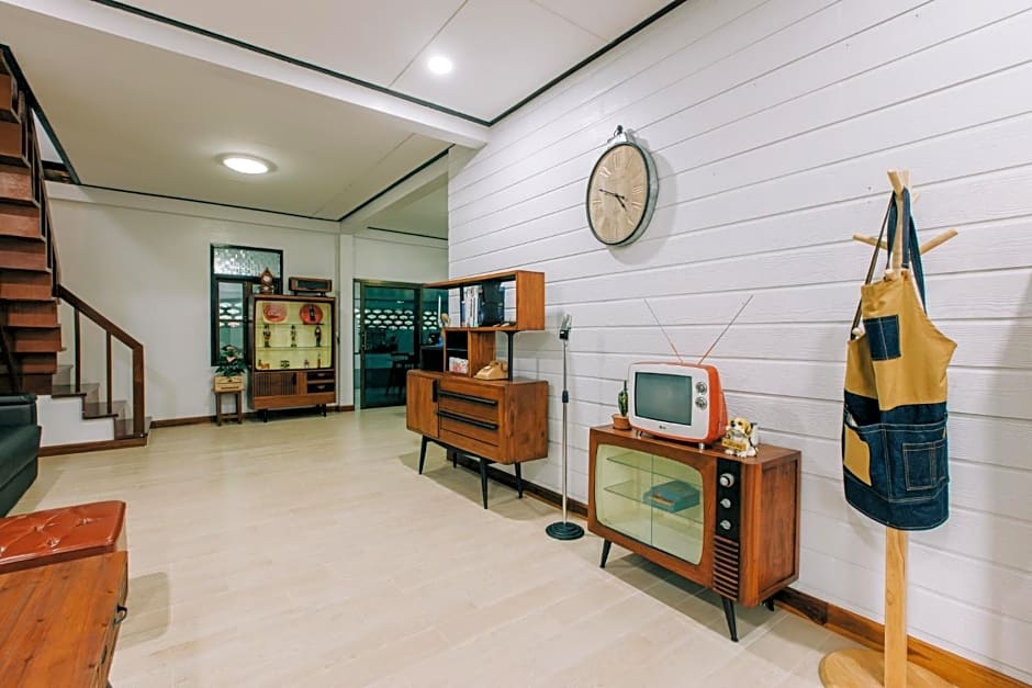 Banya BnB ที่พักบ้านย่าบีแอนด์บี เมืองประจวบฯ