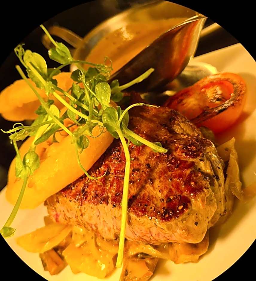 The Farmers Kitchen Hotel