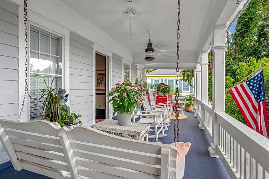 Goodbread House Bed and Breakfast