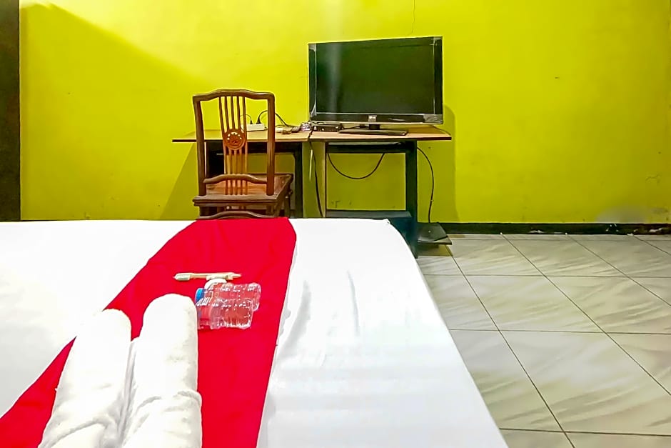 WILUDJENG Guest House near Alun Alun Sragen Mitra RedDoorz