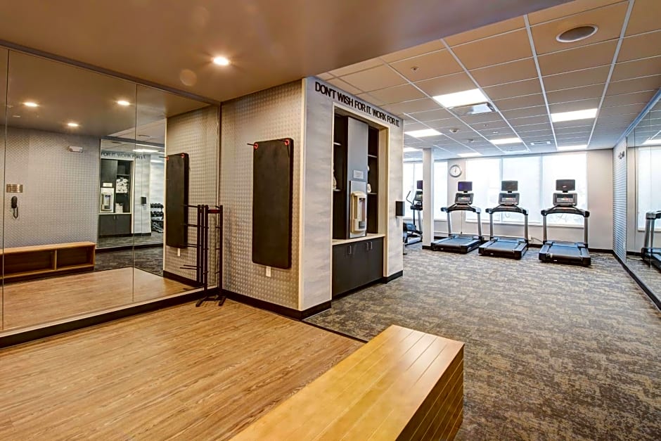 Fairfield Inn & Suites Minneapolis North