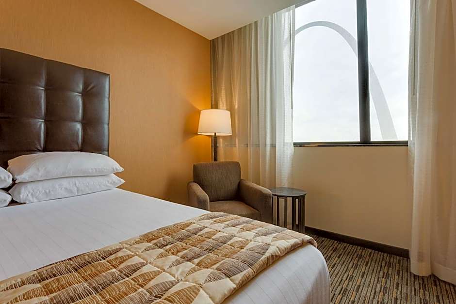 Drury Plaza St Louis at the Arch