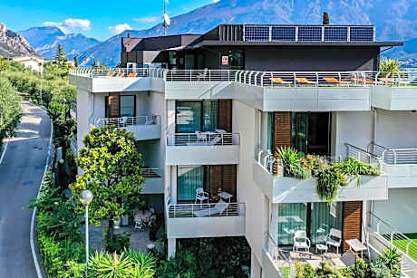 Economy Twin Room with Mountain View