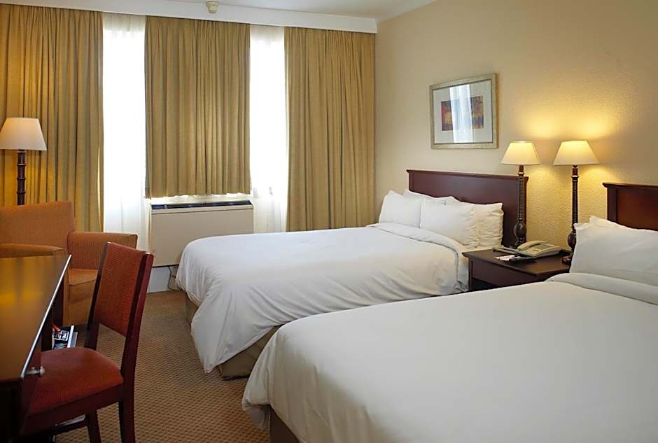 Garden Court Or Tambo International Airport