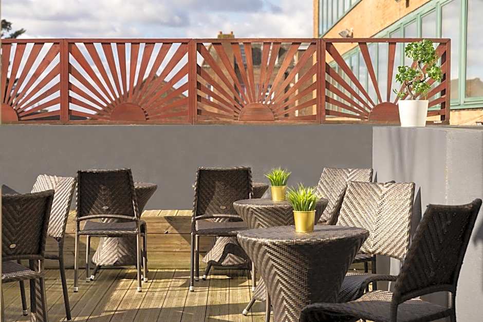 Crowne Plaza London Ealing By IHG