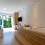 Live Hotel Boutique (Adults only)