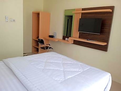 Ni_Er Guesthouse by Mr.Tsabalala