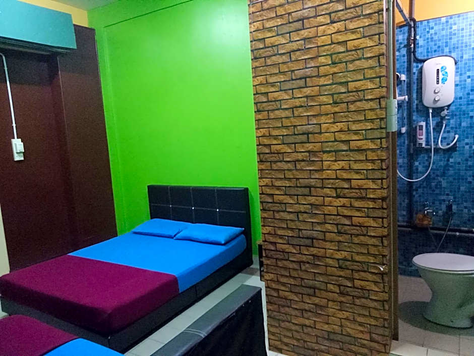 KUALA BESUT JETTY BUDGET HOTEL AIN - In front of Kuala Besut Jetty