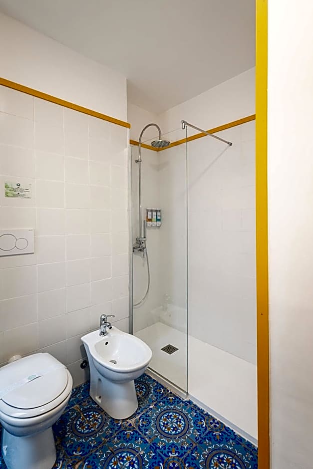 B&B Faraglione