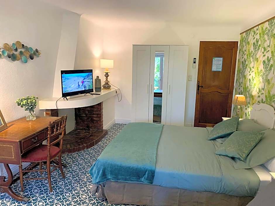 VILLA BLEUE - LES PINS