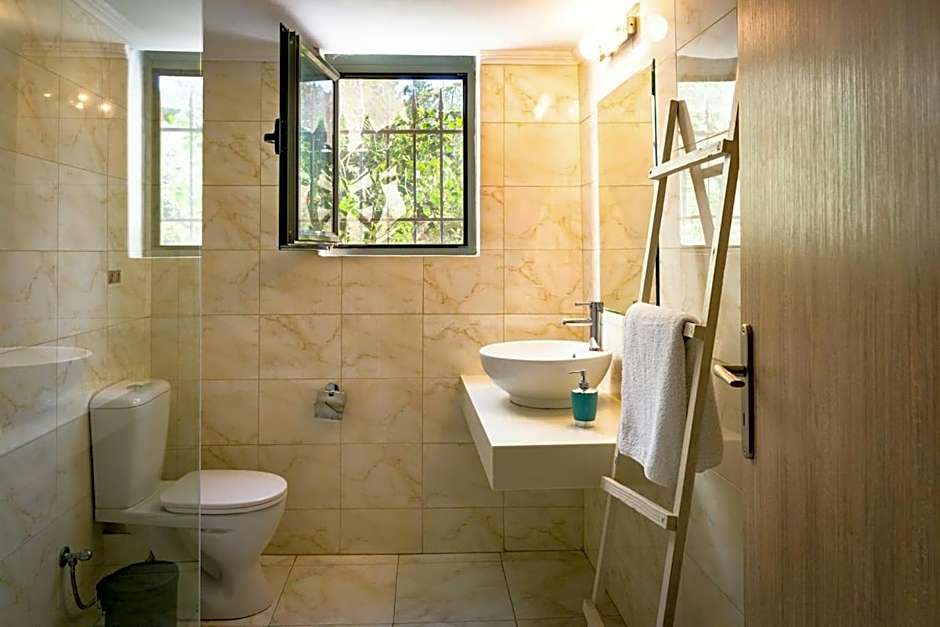 Nissi Collection Rooms