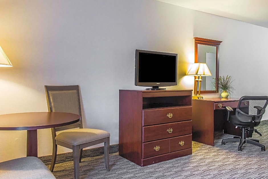 Clarion Hotel Philadelphia International Airport