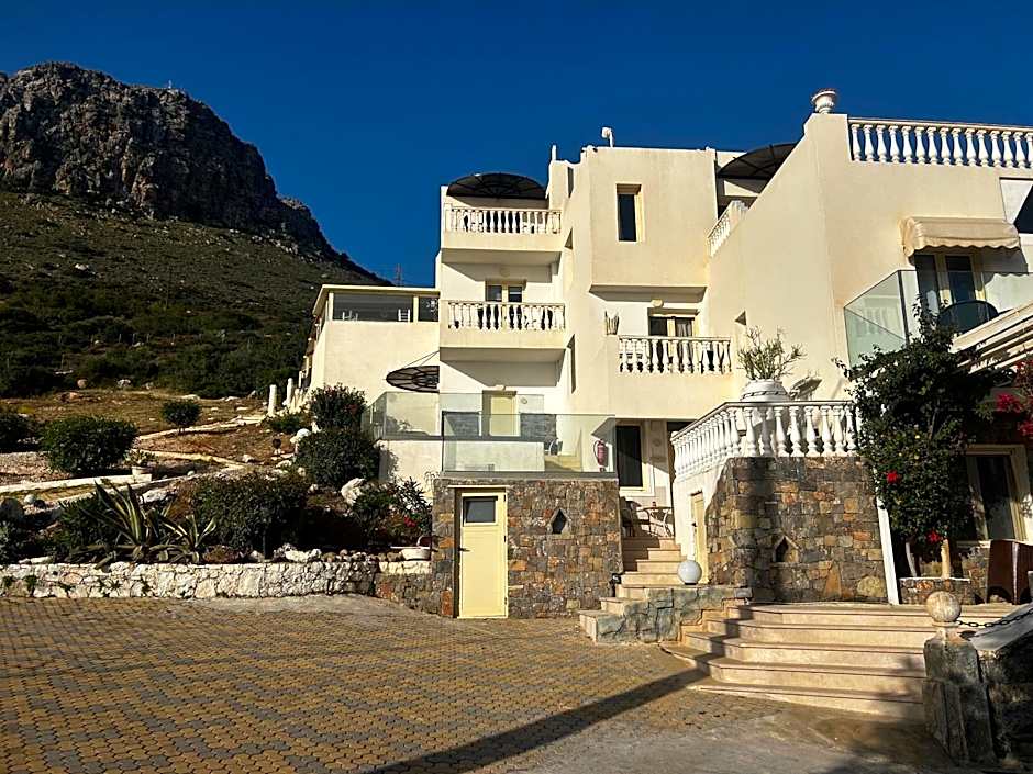 Korifi Suites - JR Villas Adults Only