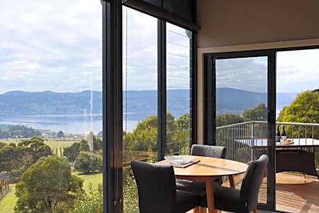 Tamar Ridge Winery Apartments