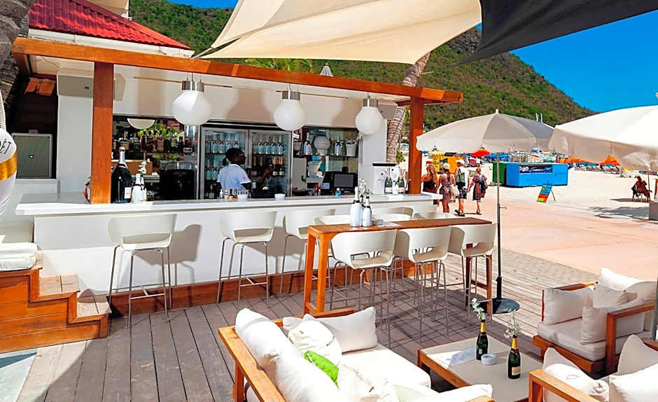 Holland House Beach Hotel