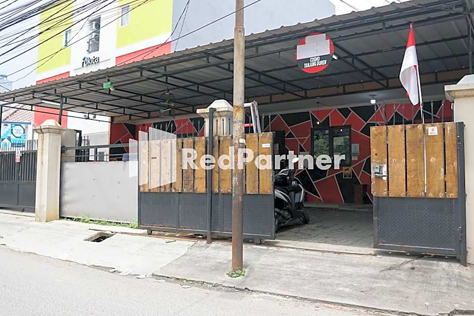 Cosmo Tanjung Duren RedPartner – Jakarta, NY