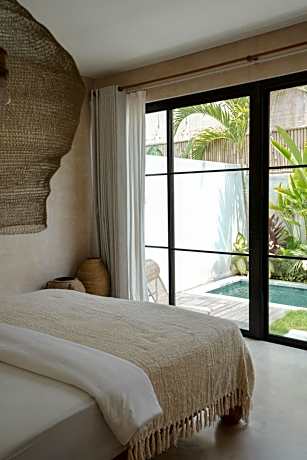 Suite with Private Pool