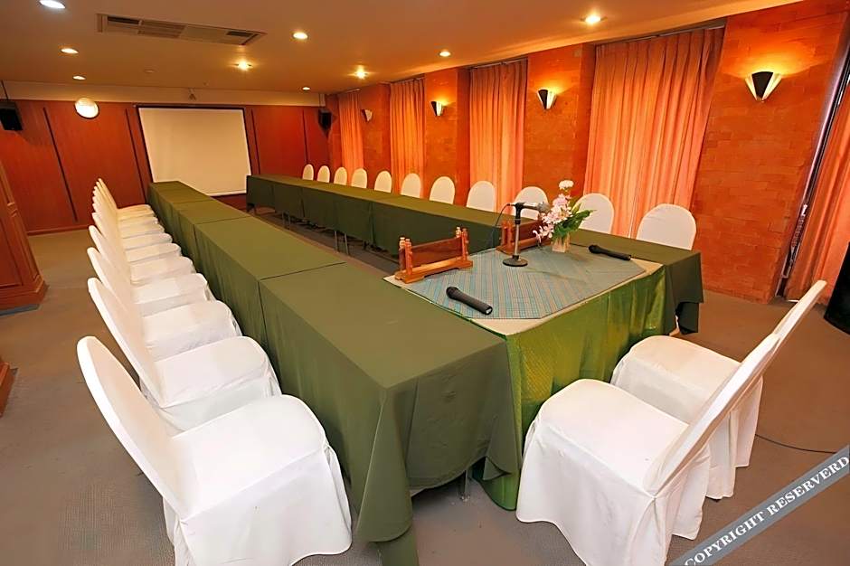 Pin Hotel