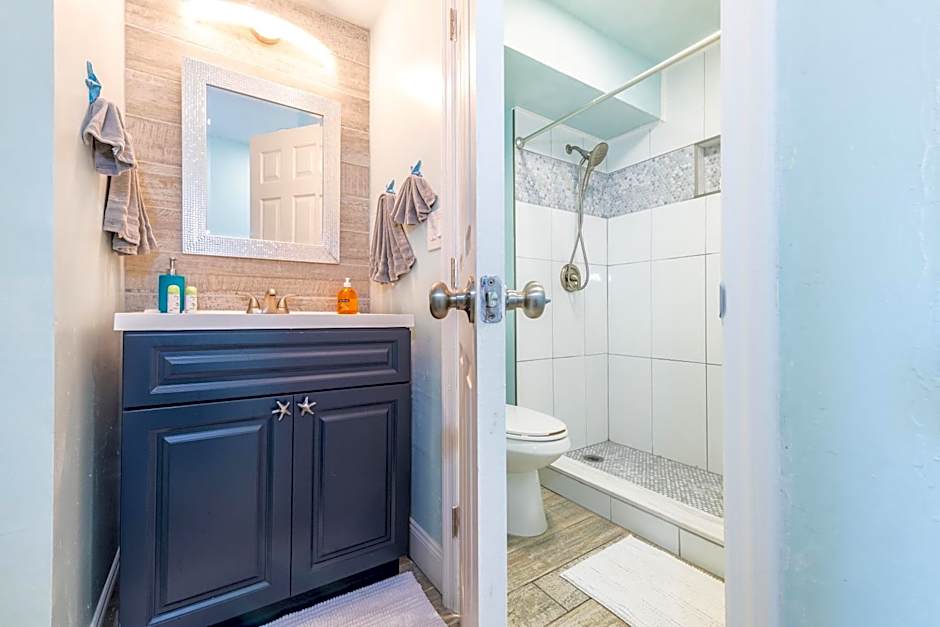 I Need A Vacay Now! Remodeled Studio