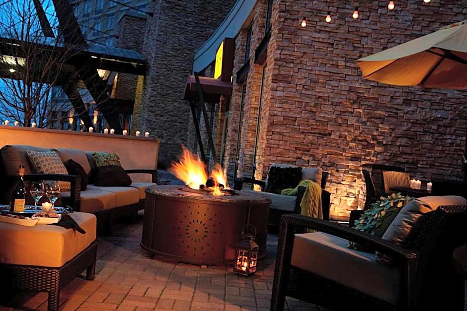 Renaissance by Marriott Boulder Flatiron Hotel