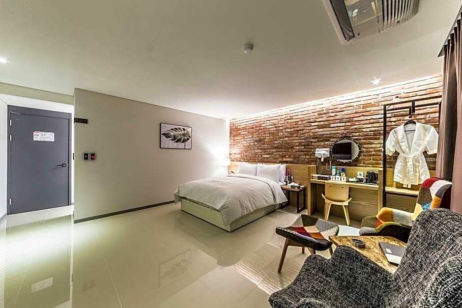 Suwon Saint Hotel