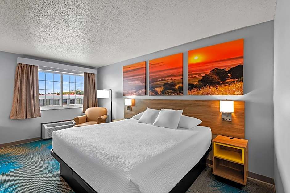 Days Inn by Wyndham Carroll