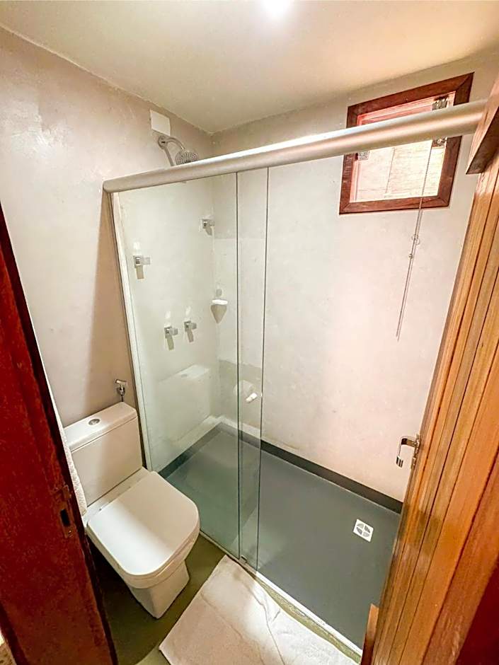 Parador 7 Bangalô, Praia do Parracho, 1,0 km da Rua Mucugê