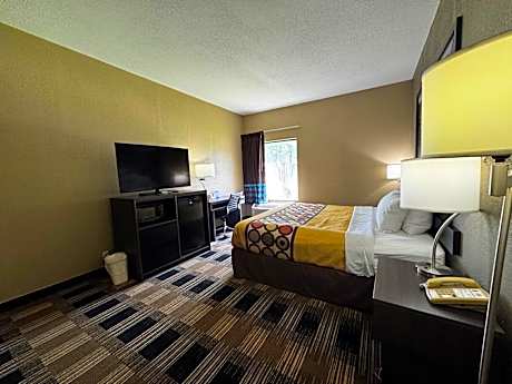 Standard King Room - Non-Smoking