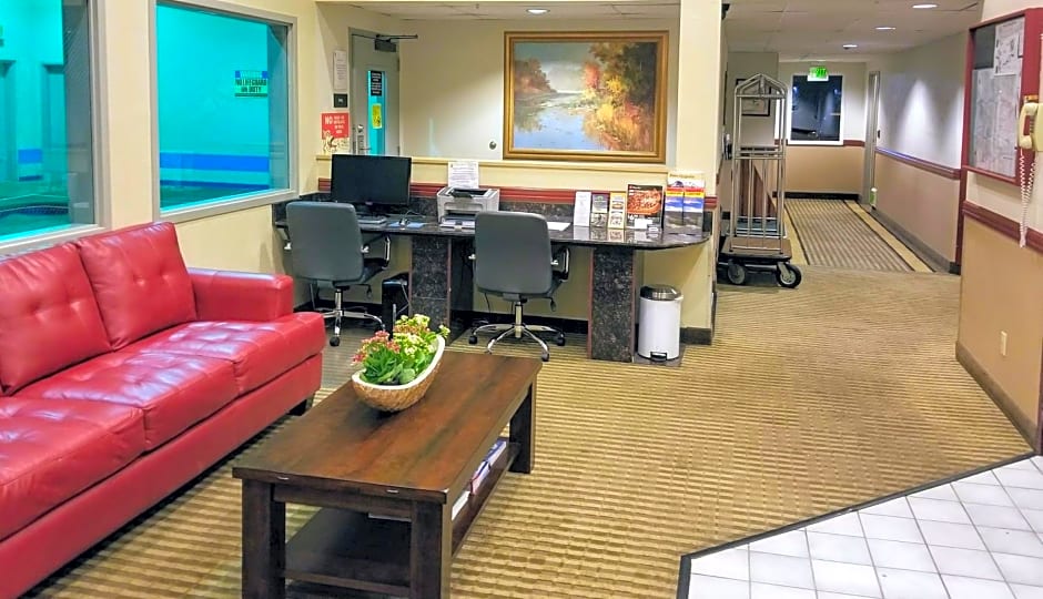 Super 8 by Wyndham Kelso Longview Area