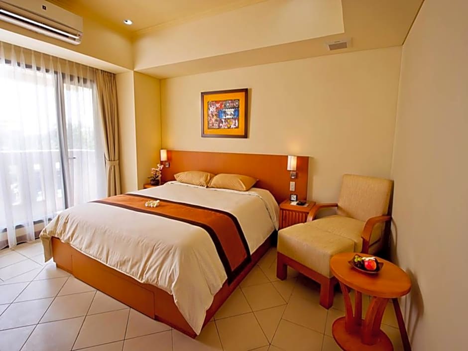 Puri Kiic Golf View Hotel
