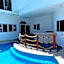 Hotel Casa Raymundo Suites