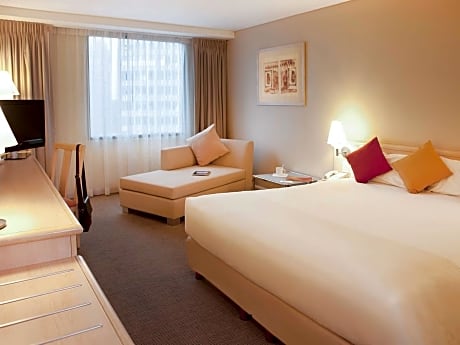 Standard Room with King-size Bed