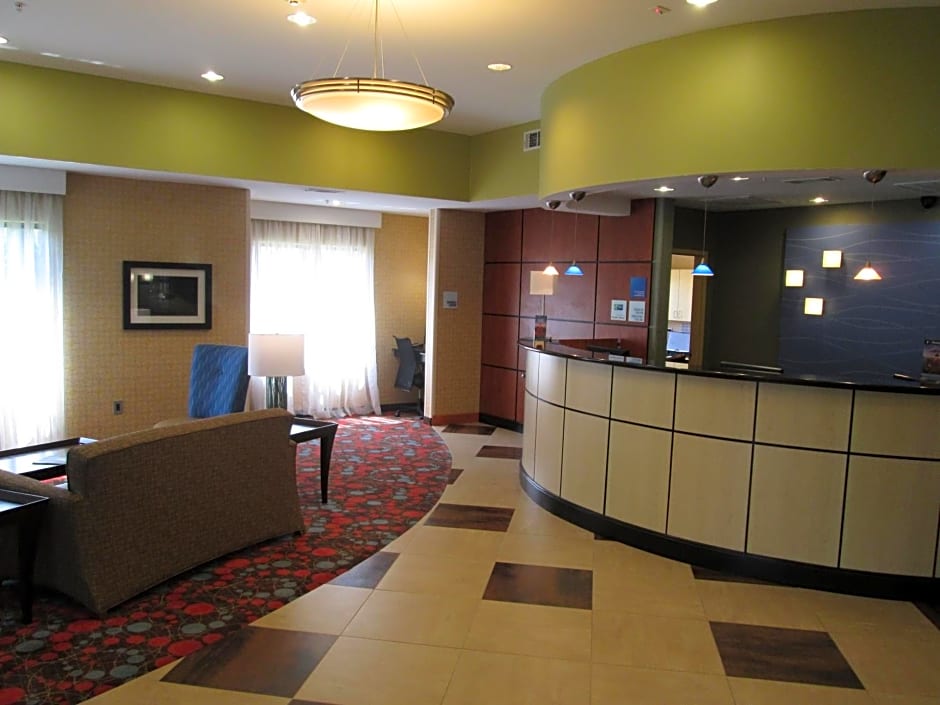 Holiday Inn Express Hotel & Suites Atlanta East - Lithonia