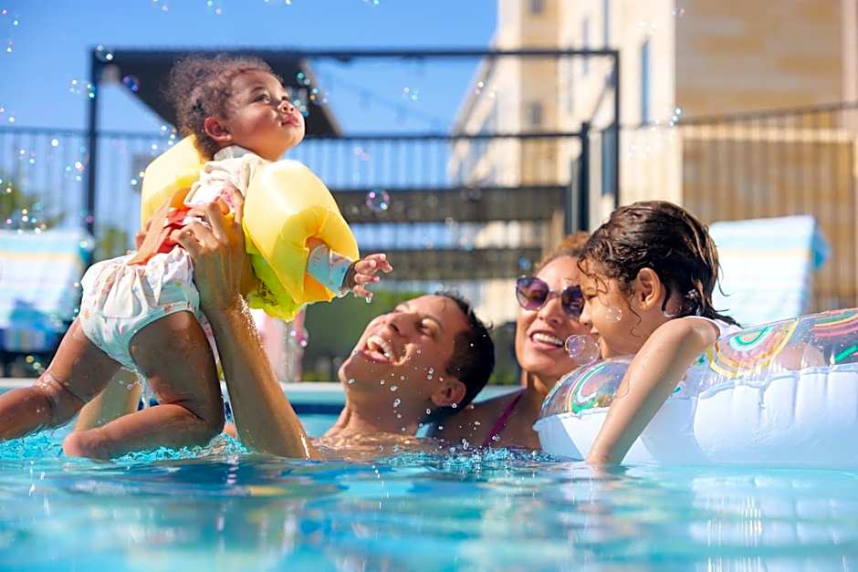 Staybridge Suites Irving Las Colinas by IHG