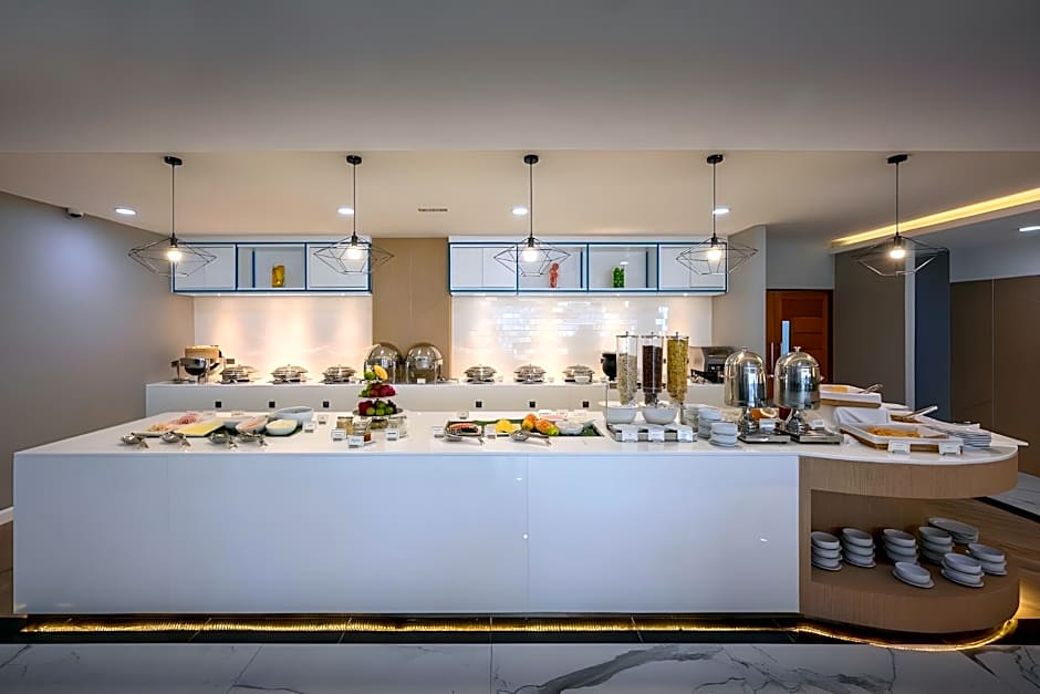 The Beachfront Hotel Phuket