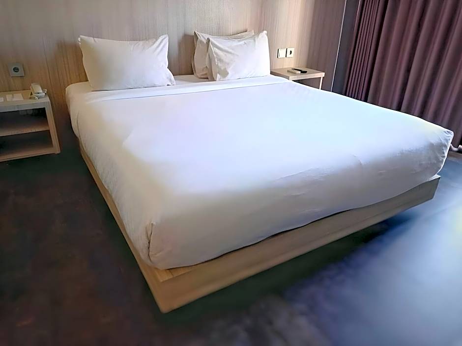 GRAND KOLOPAKING HOTEL