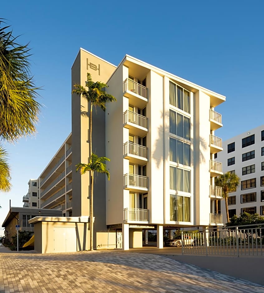 The Hillsboro powered by Sonder Reservations Center