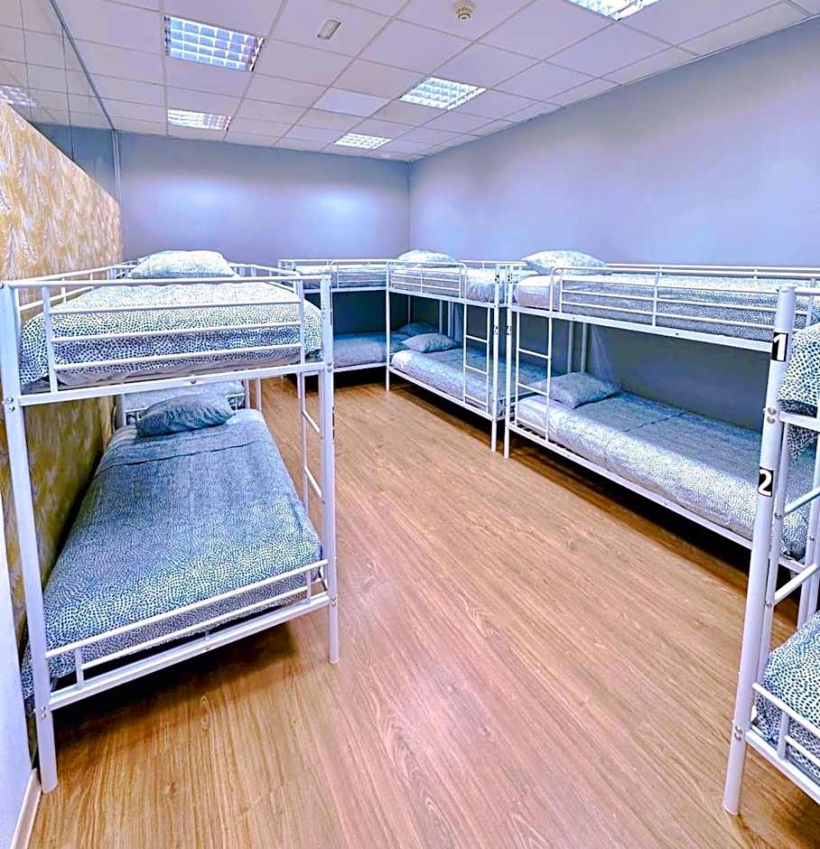 Hostel Acacias