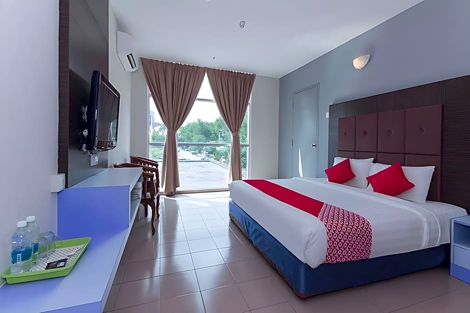 S2 Hotel