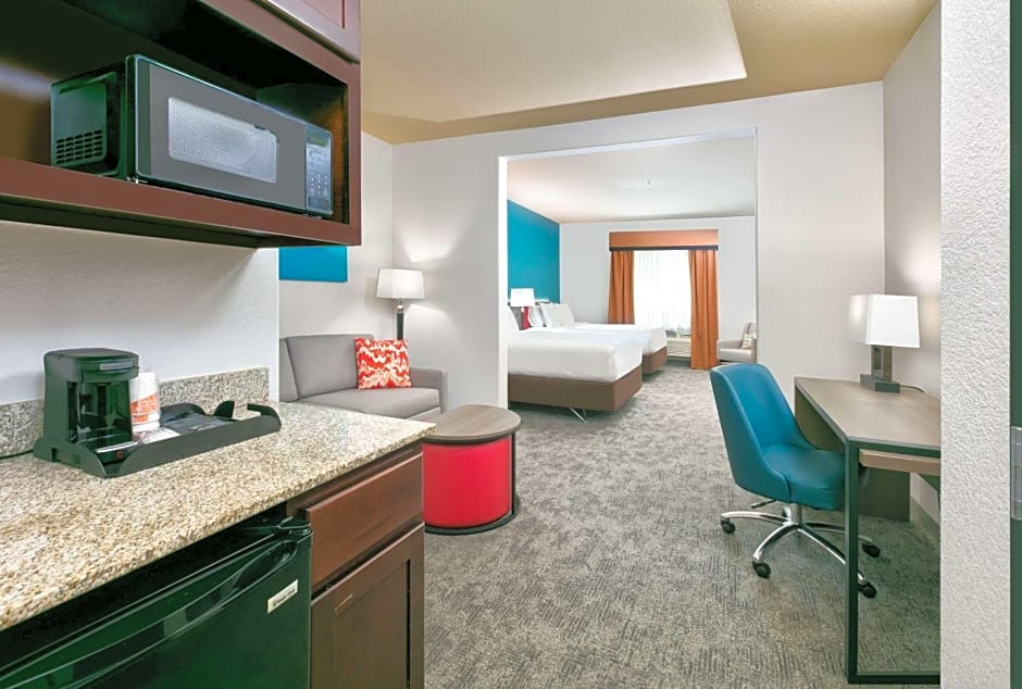 Comfort Suites Arlington - Entertainment District