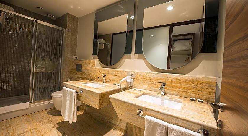 Ramada by Wyndham Gemlik