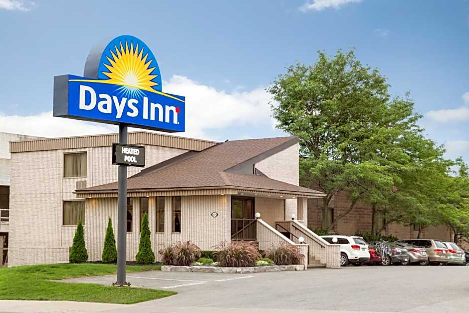Days Inn by Wyndham Fallsview
