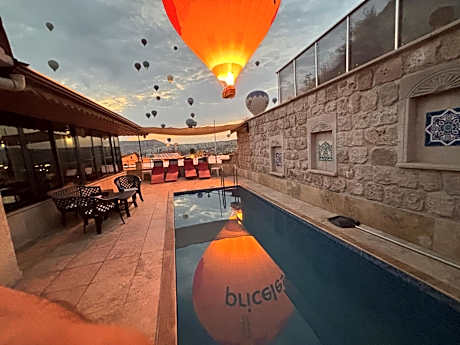 Balloon Cave Hotel